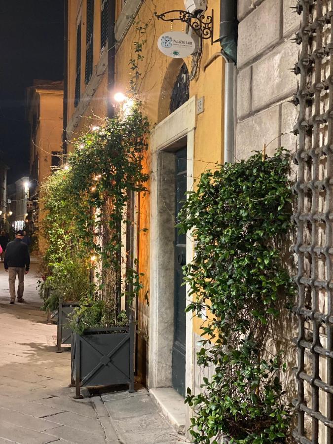 Palazzo Lari Sarzana Hotel Exterior photo